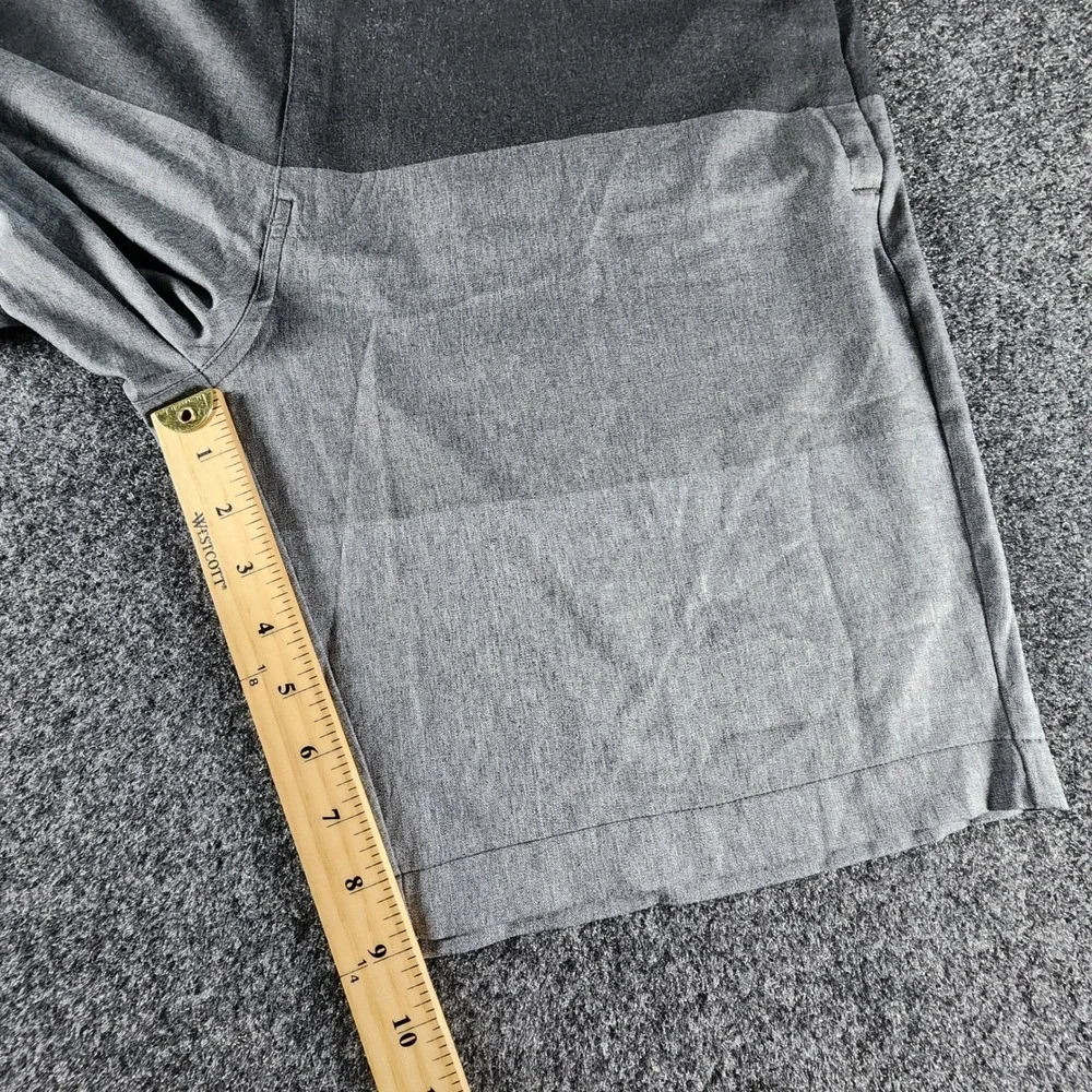 TravisMathew Mens Grey Colorblock Golf Shorts Size 35 Stretch Performance Casual